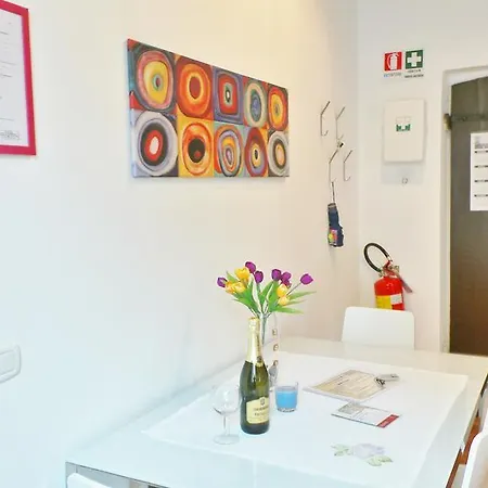 Casa Tua A Monti شقة *